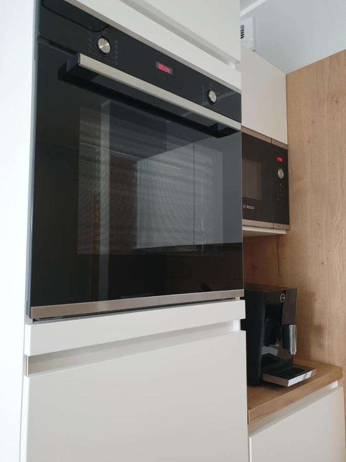 Private Apartment, Aircondition, Hd Tv Pl & De, Wifi, Garage, Fully Equipped, Near Beach Kołobrzeg Buitenkant foto